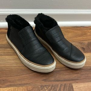 Fur lined Toms Paxton